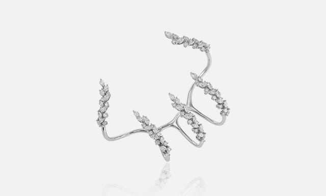 Image of Y-Conic Collection