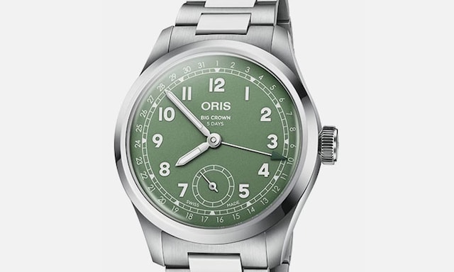 Big Crown Collections - Big Crown Pointer Date Calibre 403 40mm Mens Watch Green Image